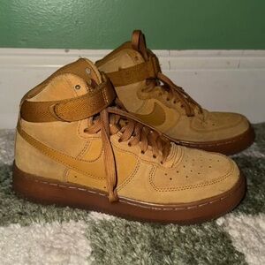 Nike Youth Air Force 1 Suede Wheat High-Top Sneakers